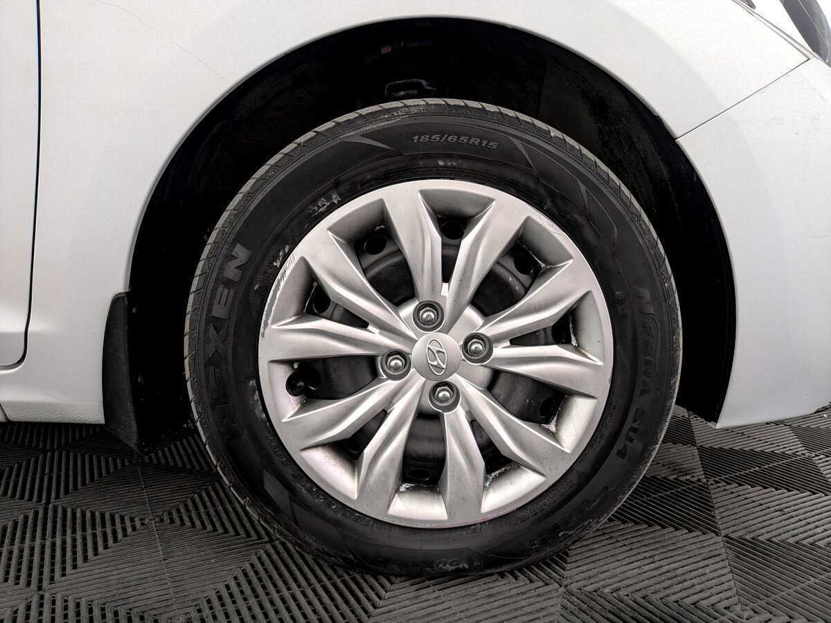 Hyundai Solaris с пробегом — 2018 год. Фото: #16