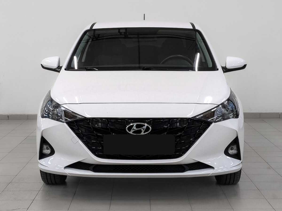 Hyundai Solaris с пробегом — 2022 год. Фото: #1