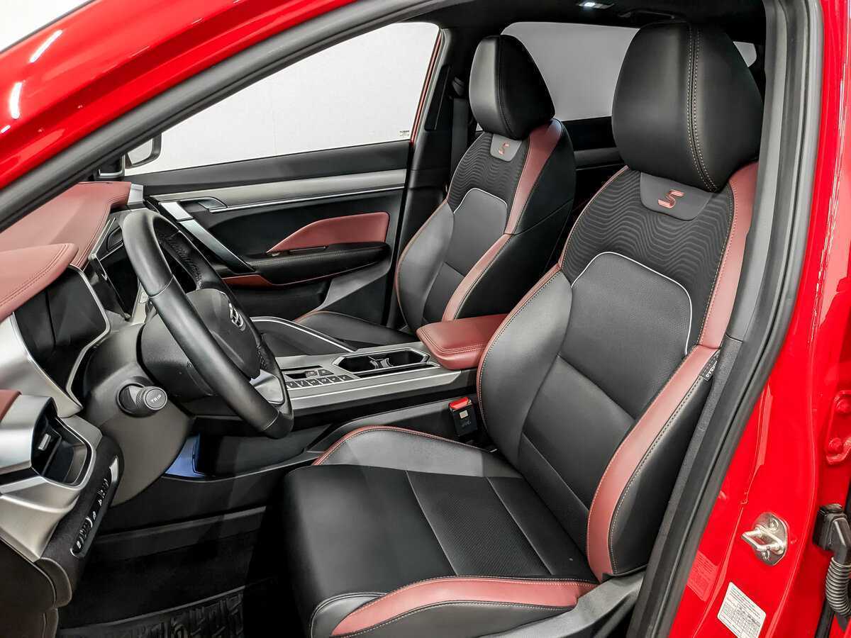 Geely Coolray с пробегом — 2022 год. Фото: #19