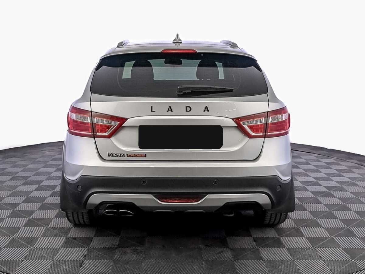 Lada (ВАЗ) Vesta с пробегом — 2021 год. Фото: #5