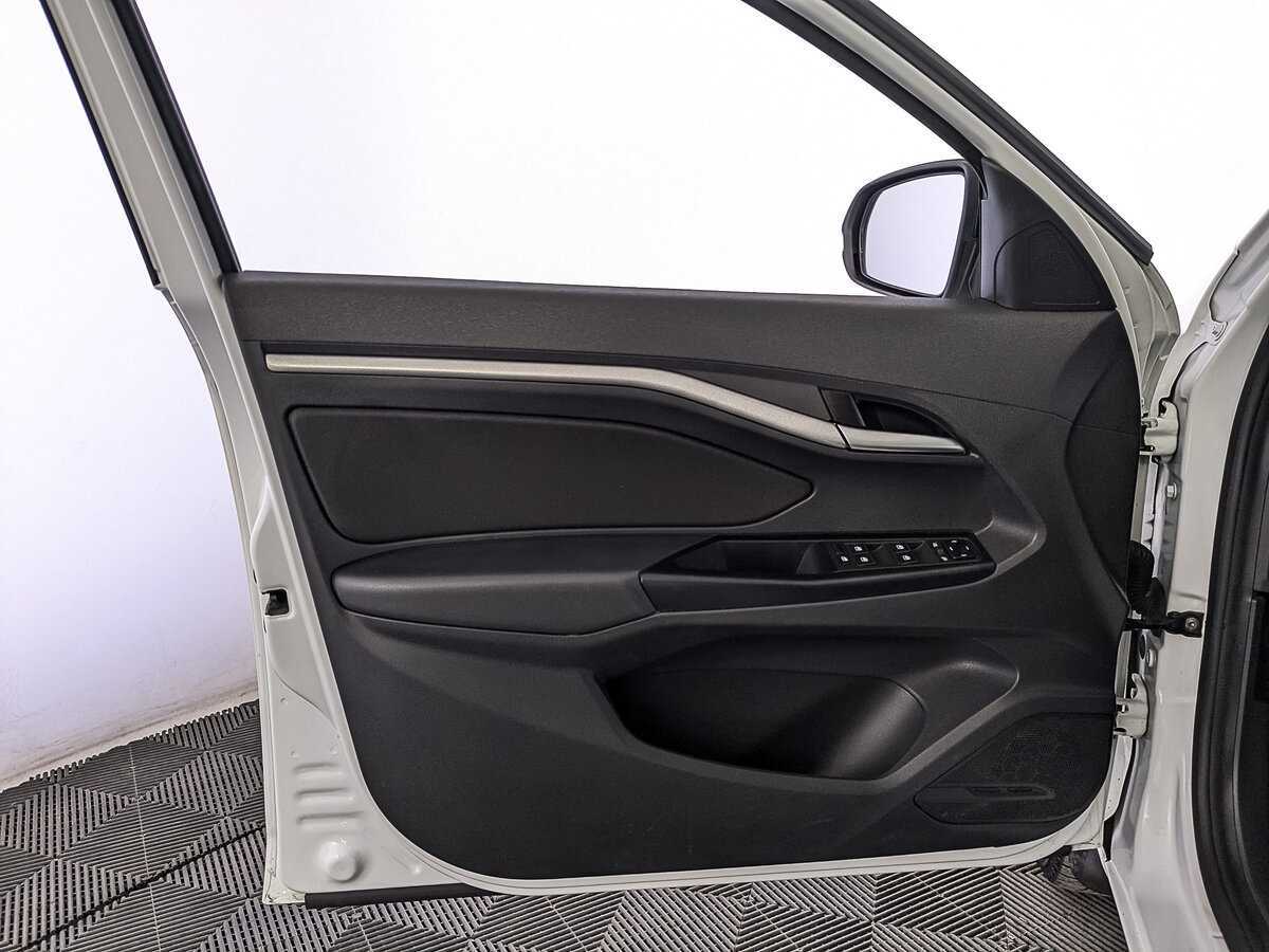 Lada (ВАЗ) Vesta с пробегом — 2021 год. Фото: #18