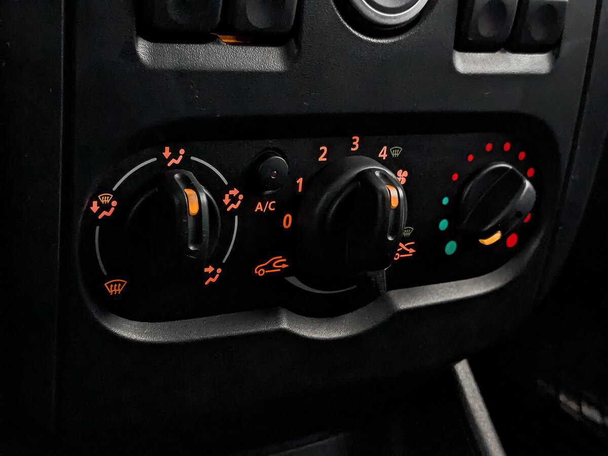 Lada (ВАЗ) Largus с пробегом — 2020 год. Фото: #24