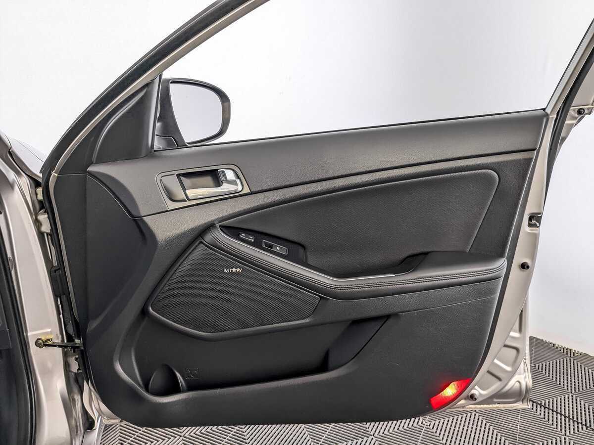 Kia Optima с пробегом — 2014 год. Фото: #24