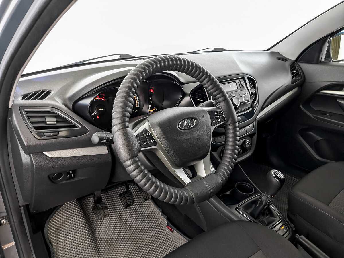 Lada (ВАЗ) Vesta с пробегом — 2019 год. Фото: #15