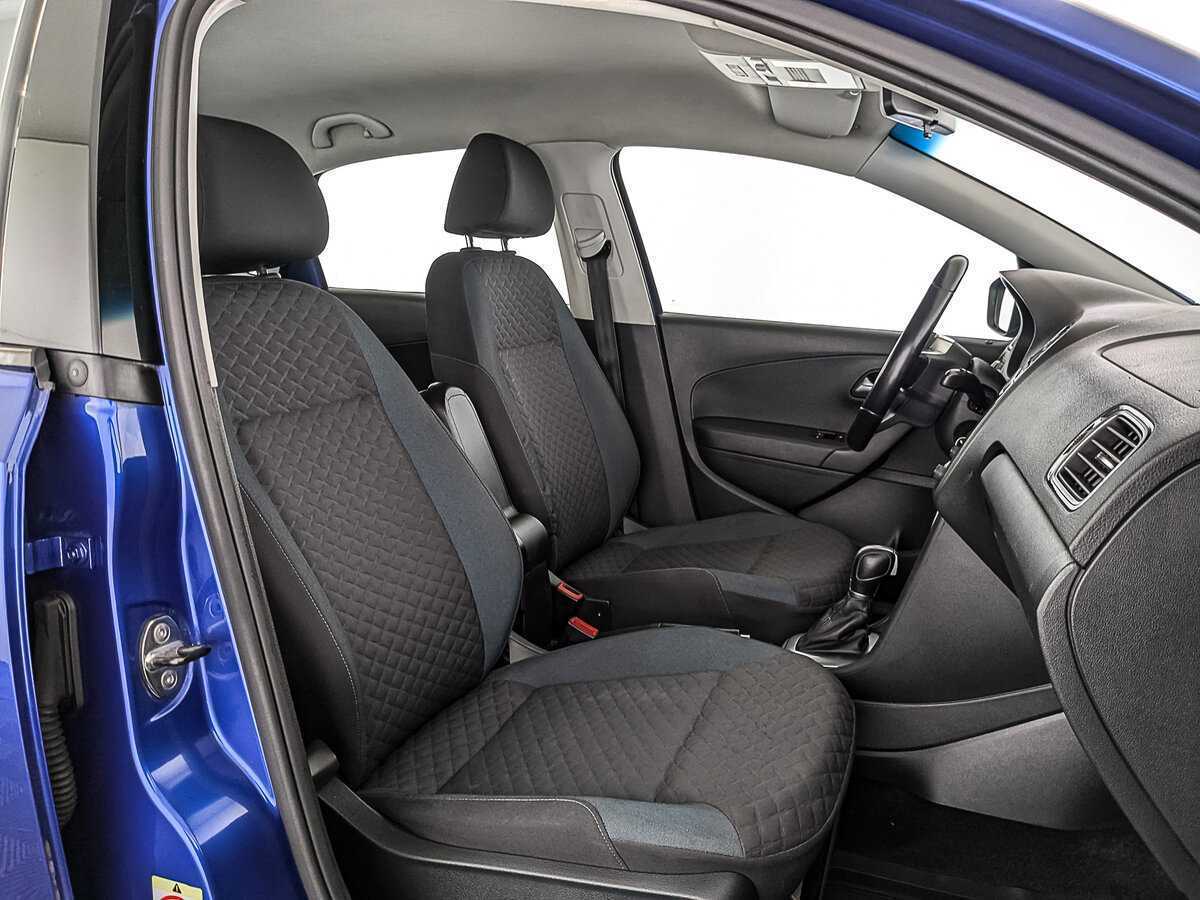Volkswagen Polo с пробегом — 2019 год. Фото: #23