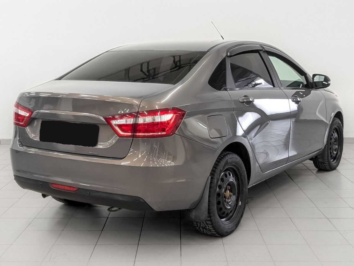 Lada (ВАЗ) Vesta с пробегом — 2017 год. Фото: #4