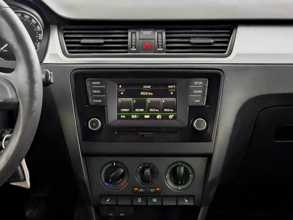 Skoda Rapid с пробегом — 2017 год. Фото: #14