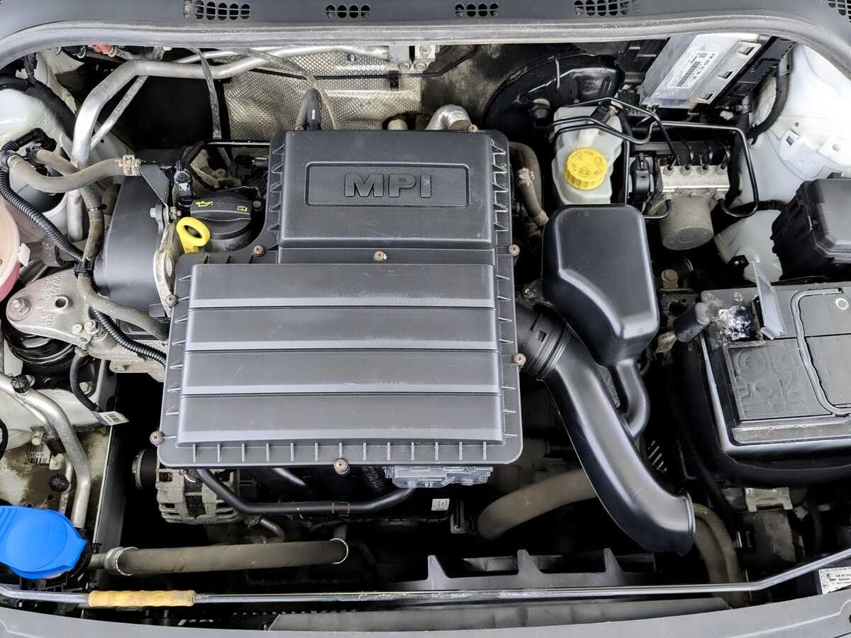 Skoda Rapid с пробегом — 2019 год. Фото: #8