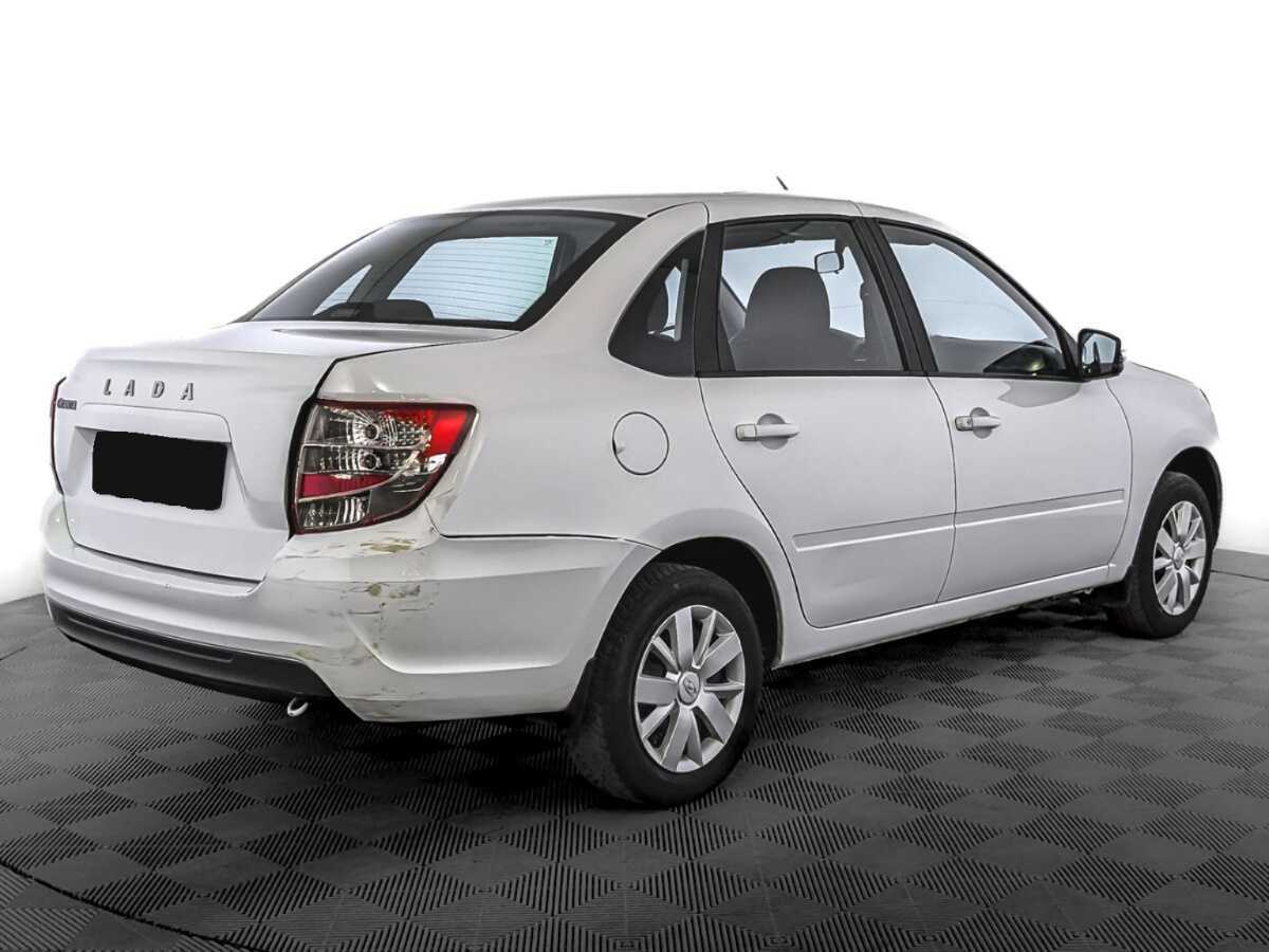 Lada (ВАЗ) Granta с пробегом — 2022 год. Фото: #4