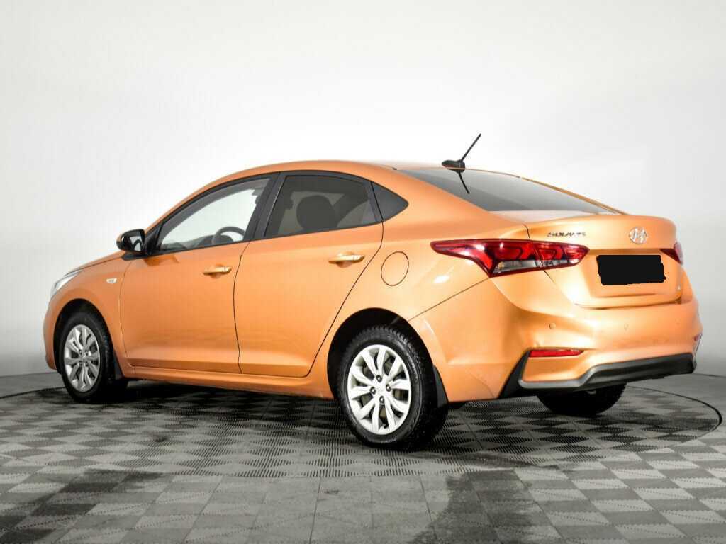 Hyundai Solaris с пробегом — 2017 год. Фото: #6