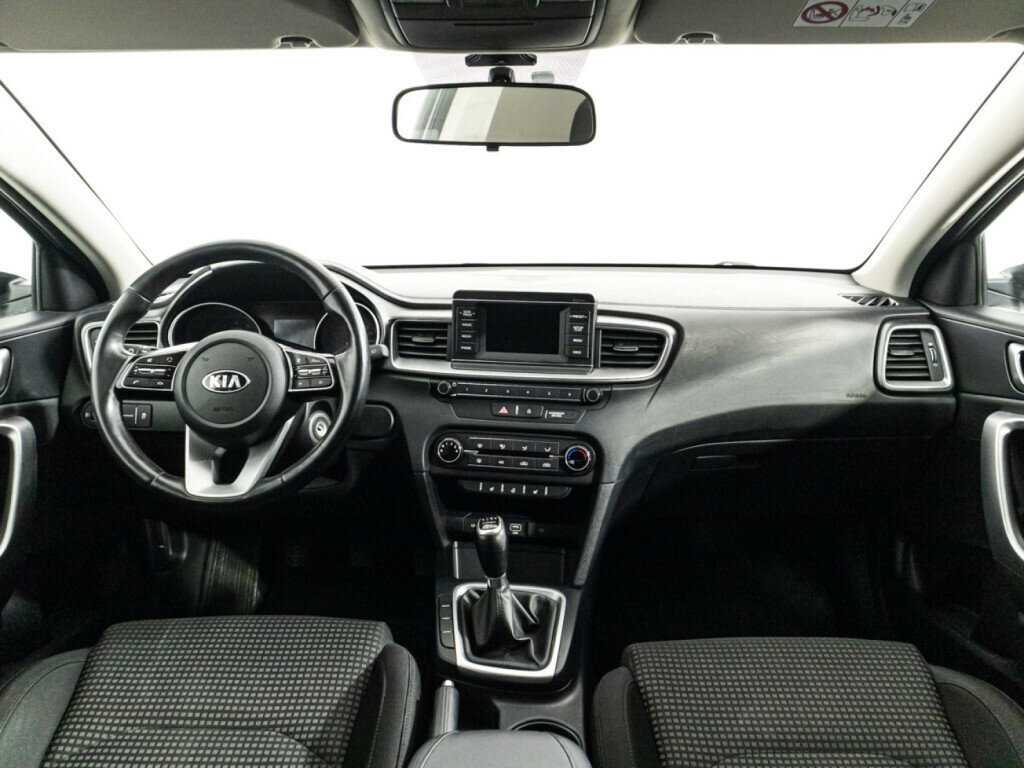 Kia Ceed с пробегом — 2019 год. Фото: #12