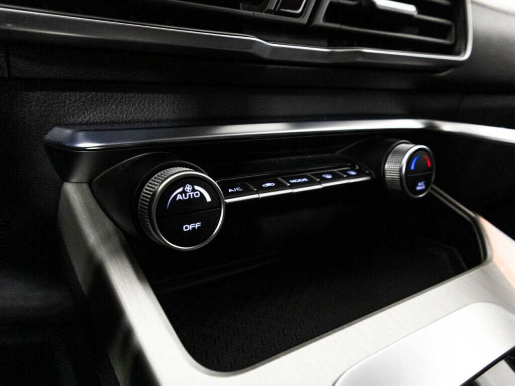 Geely Coolray с пробегом — 2021 год. Фото: #18