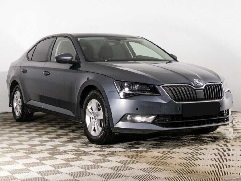 Skoda Superb с пробегом — 2018 год. Фото: #2
