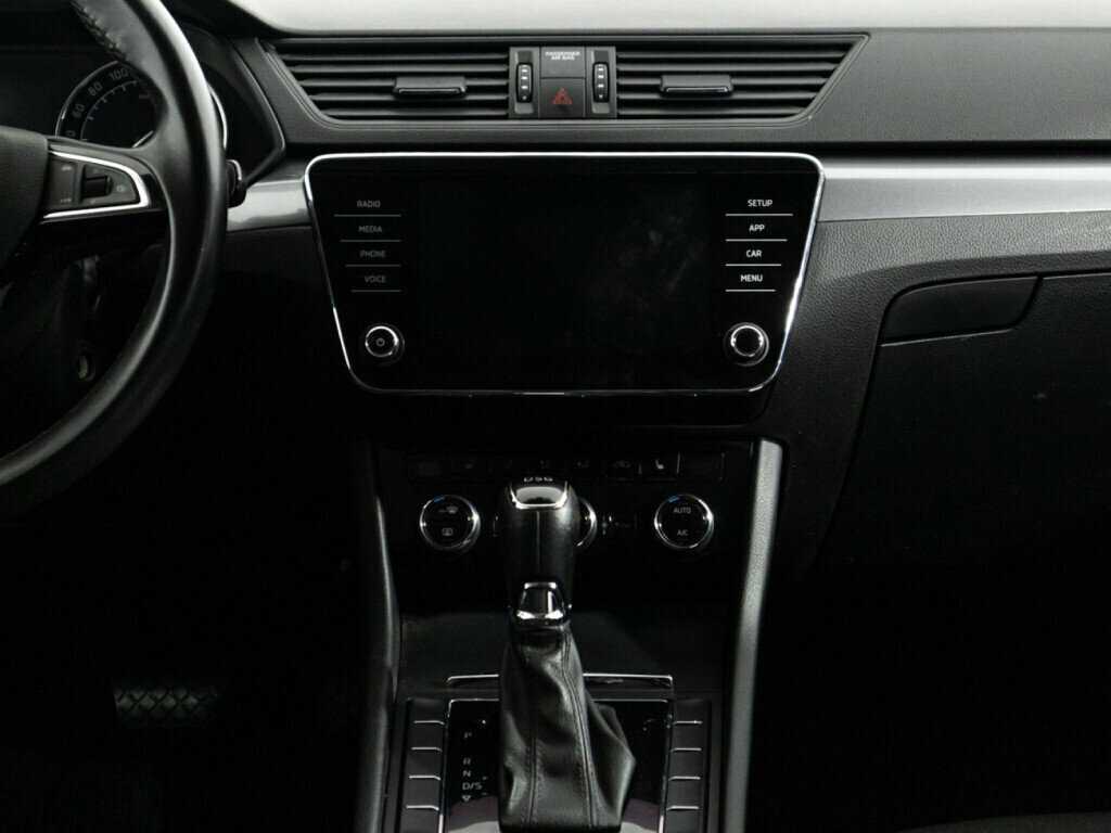 Skoda Superb с пробегом — 2018 год. Фото: #11