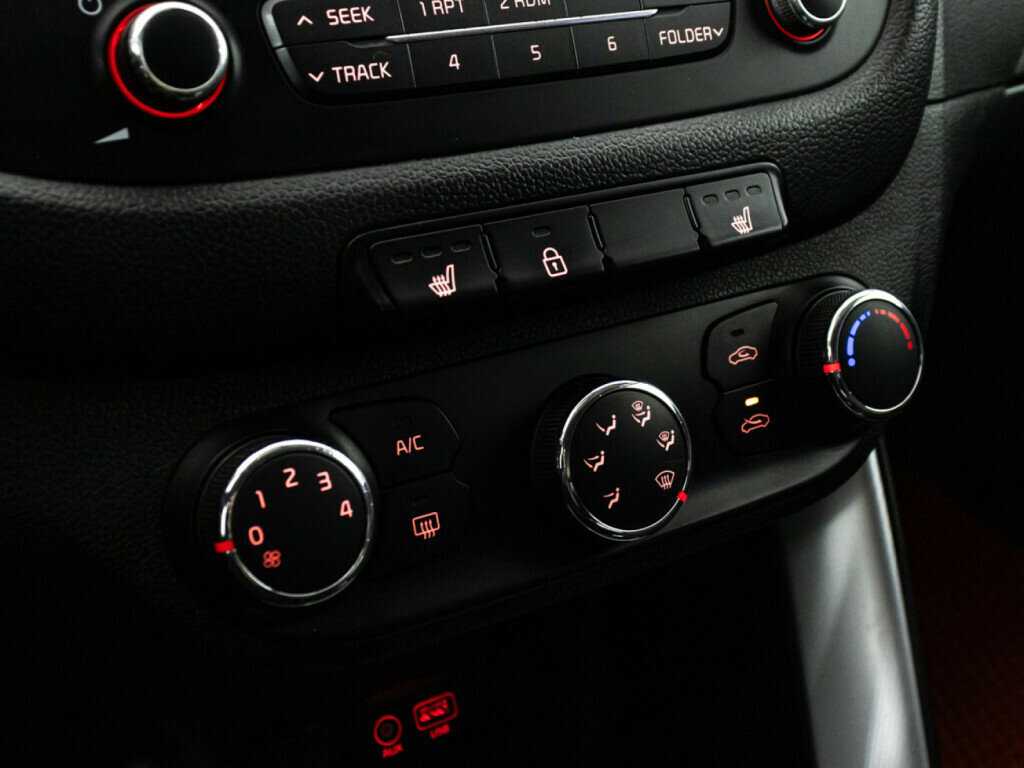 Kia Ceed с пробегом — 2015 год. Фото: #14