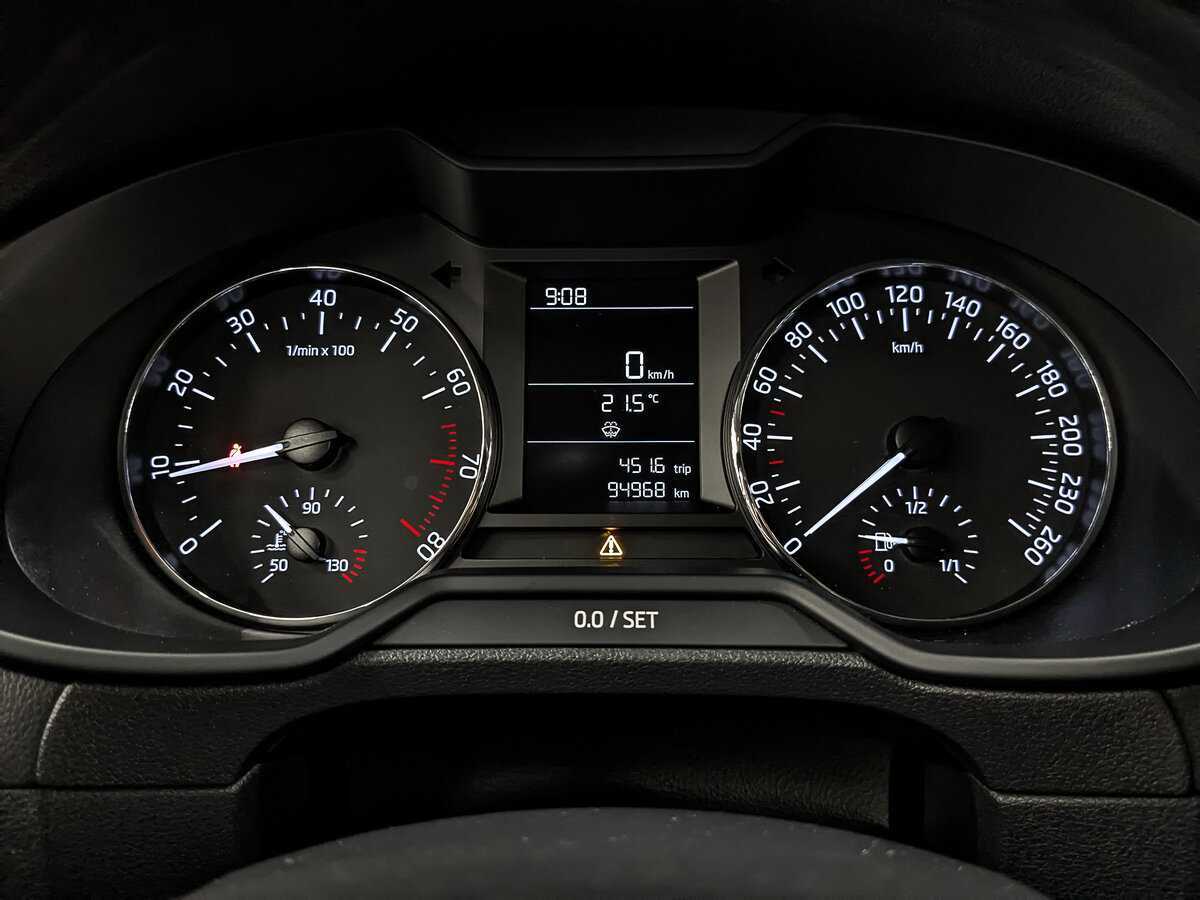 Skoda Octavia с пробегом — 2016 год. Фото: #15