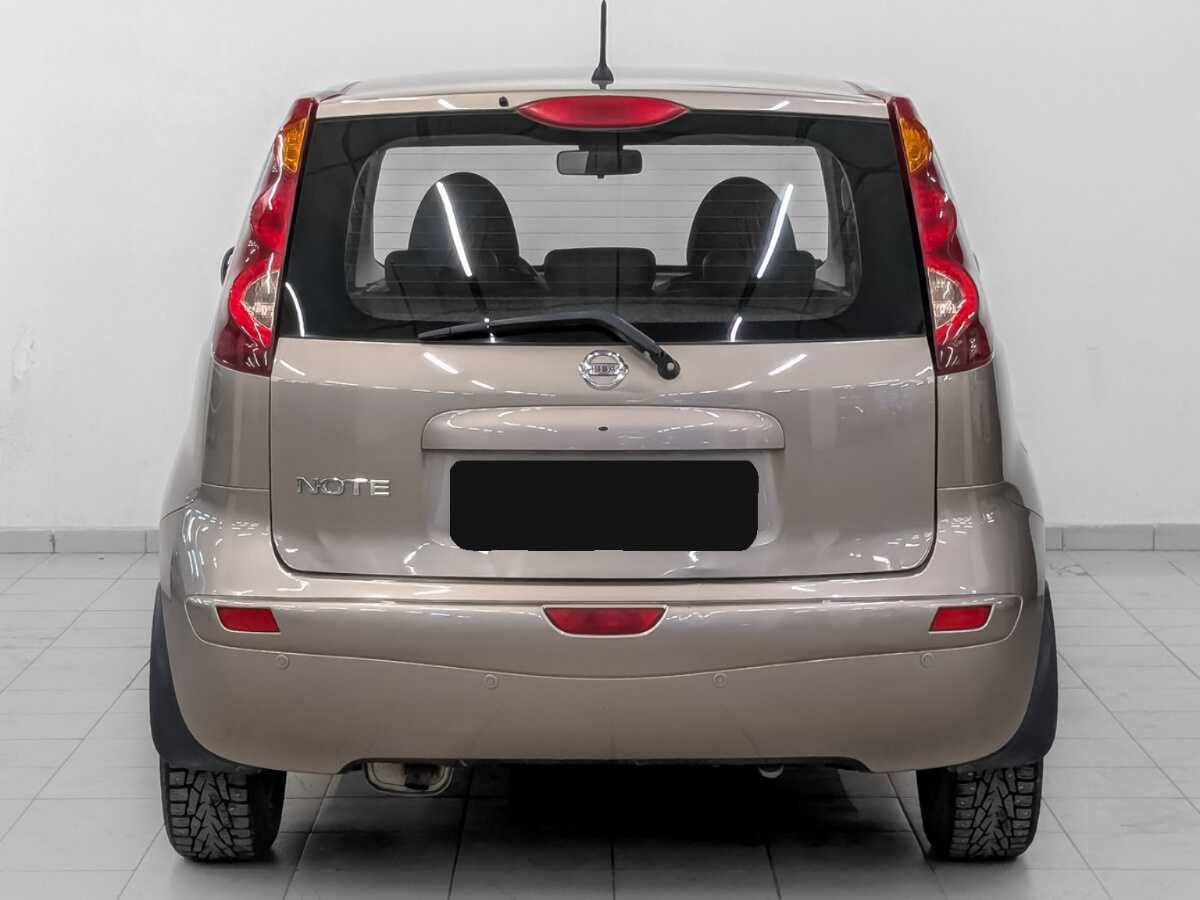 Nissan Note с пробегом — 2013 год. Фото: #5