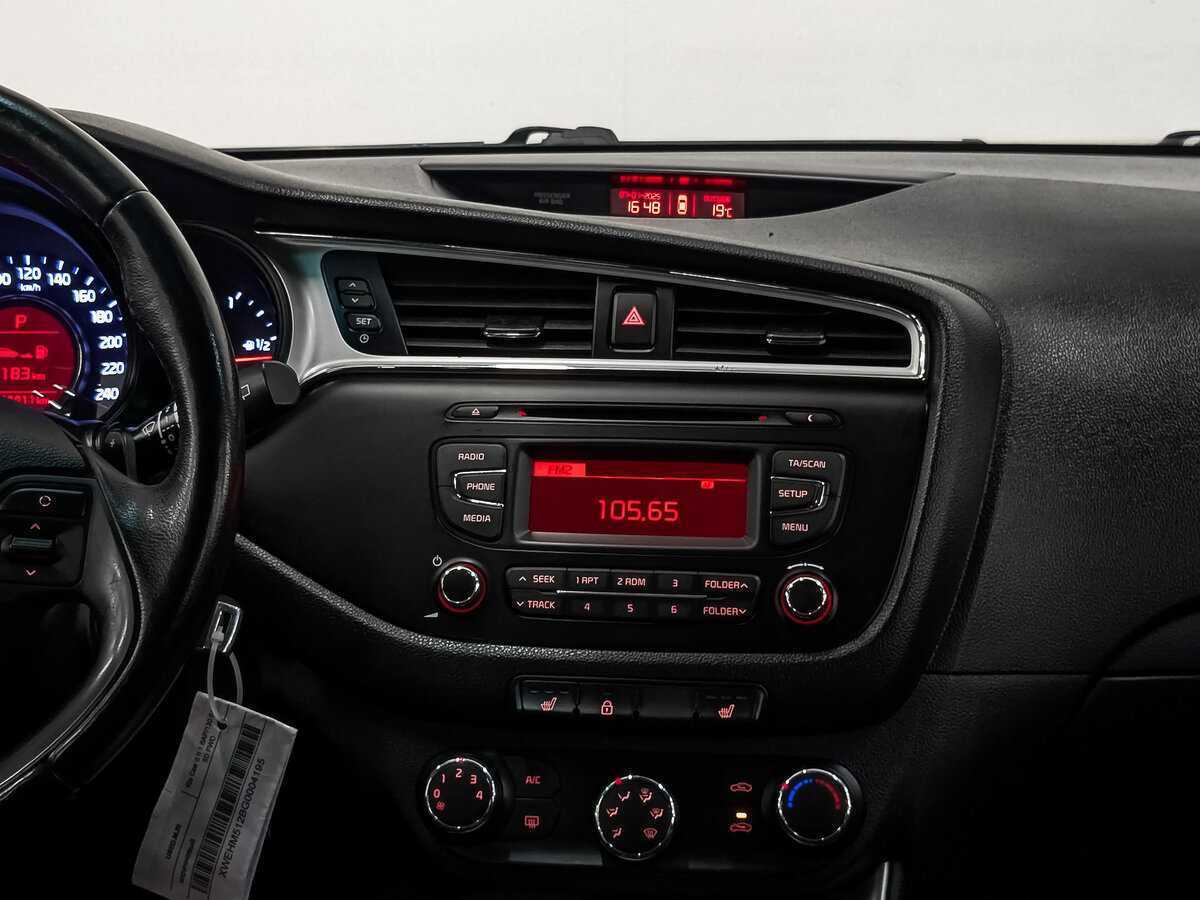 Kia Ceed с пробегом — 2016 год. Фото: #16