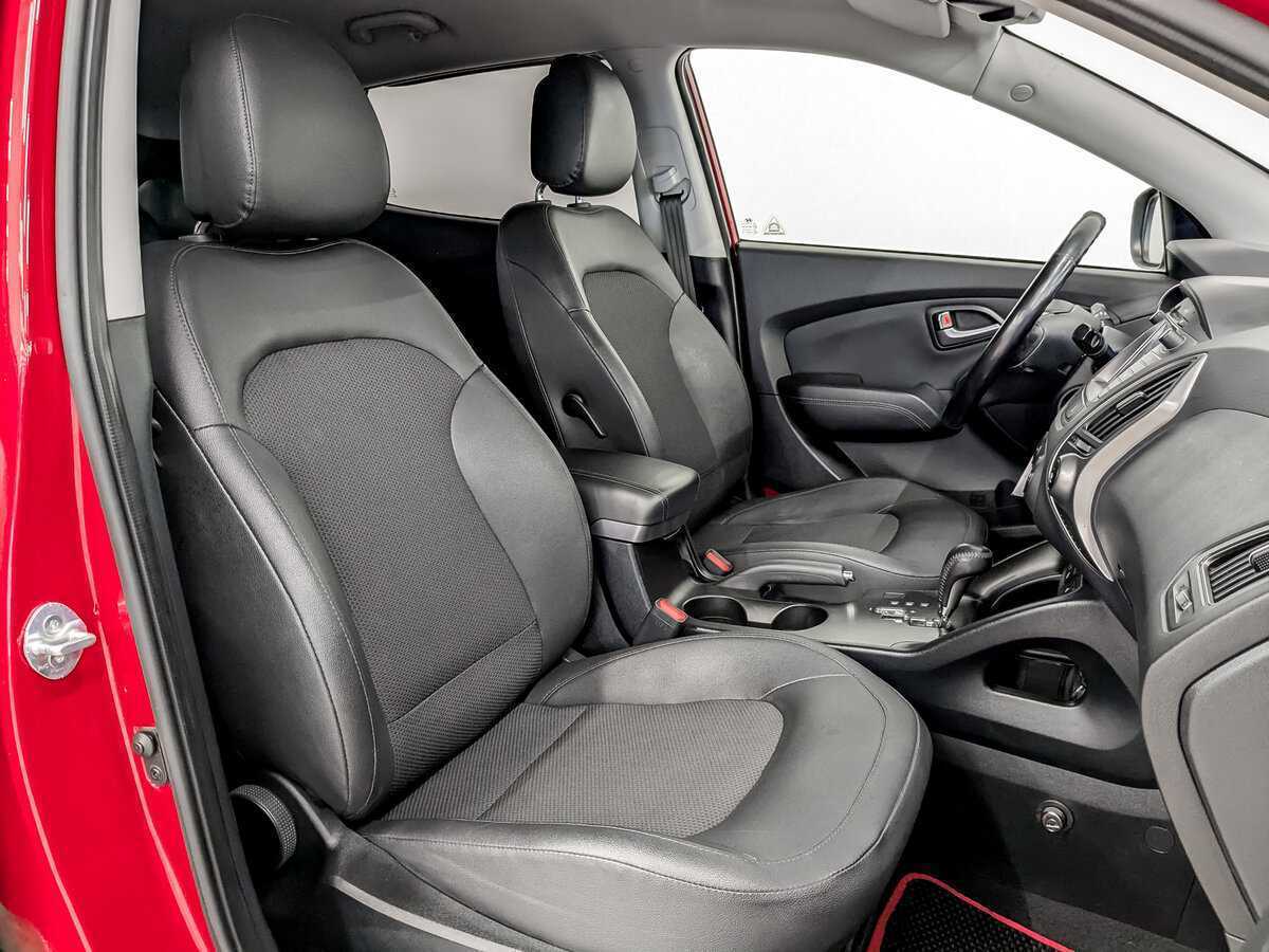 Hyundai ix35 с пробегом — 2013 год. Фото: #19