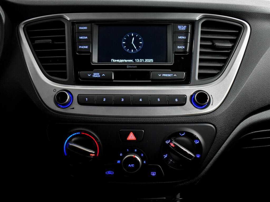 Hyundai Solaris с пробегом — 2017 год. Фото: #15