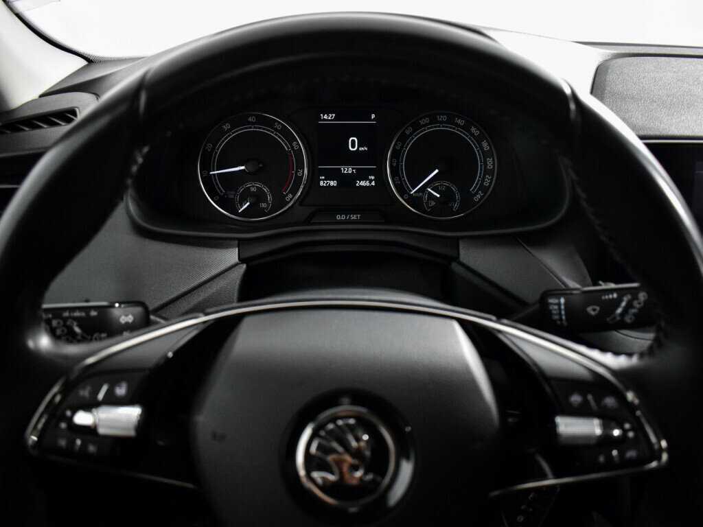 Skoda Rapid с пробегом — 2020 год. Фото: #17