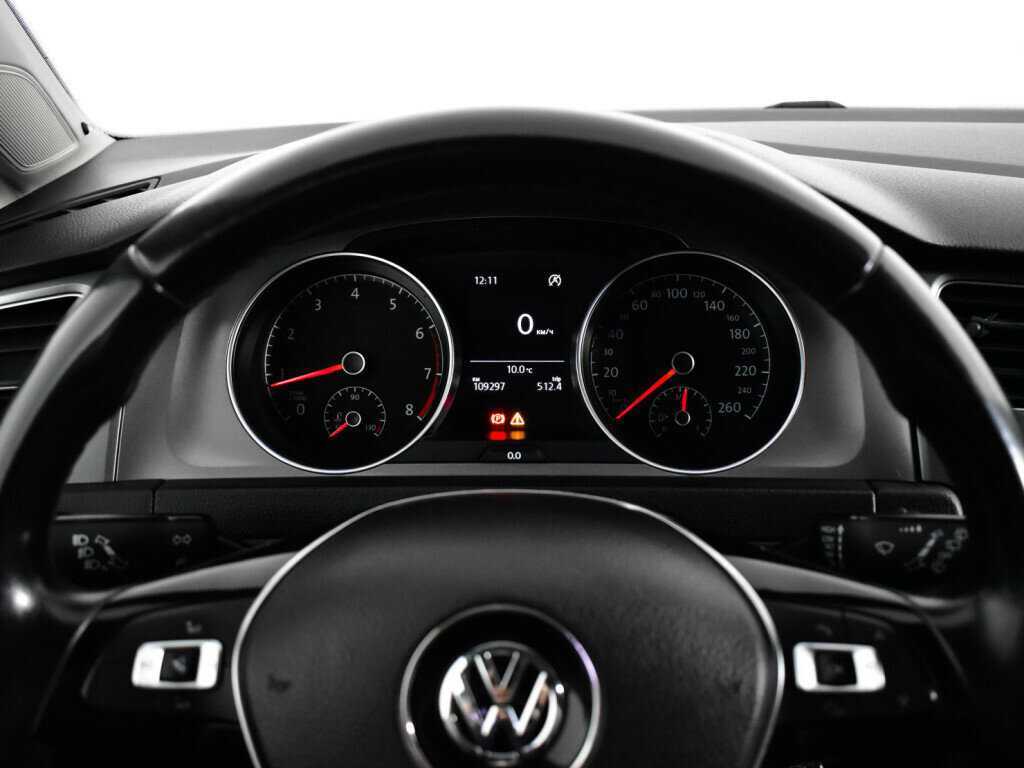 Volkswagen Golf с пробегом — 2014 год. Фото: #10