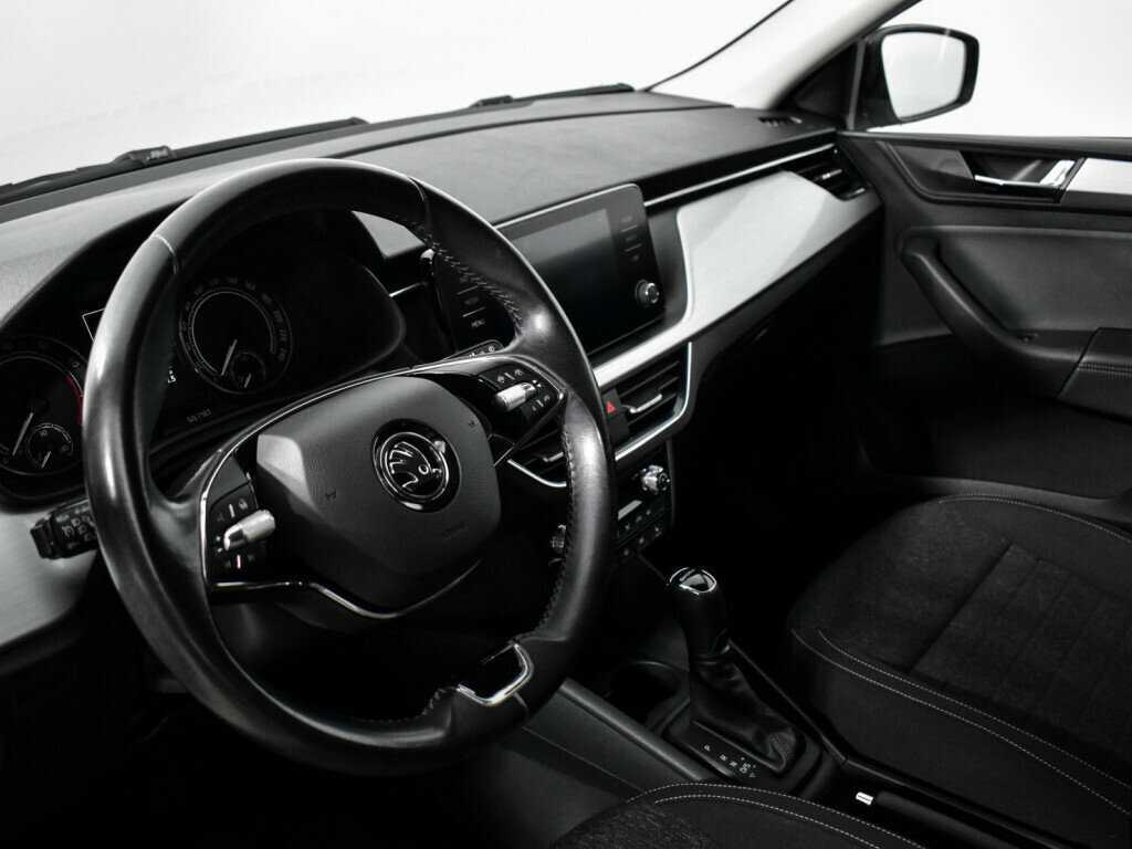 Skoda Rapid с пробегом — 2020 год. Фото: #8