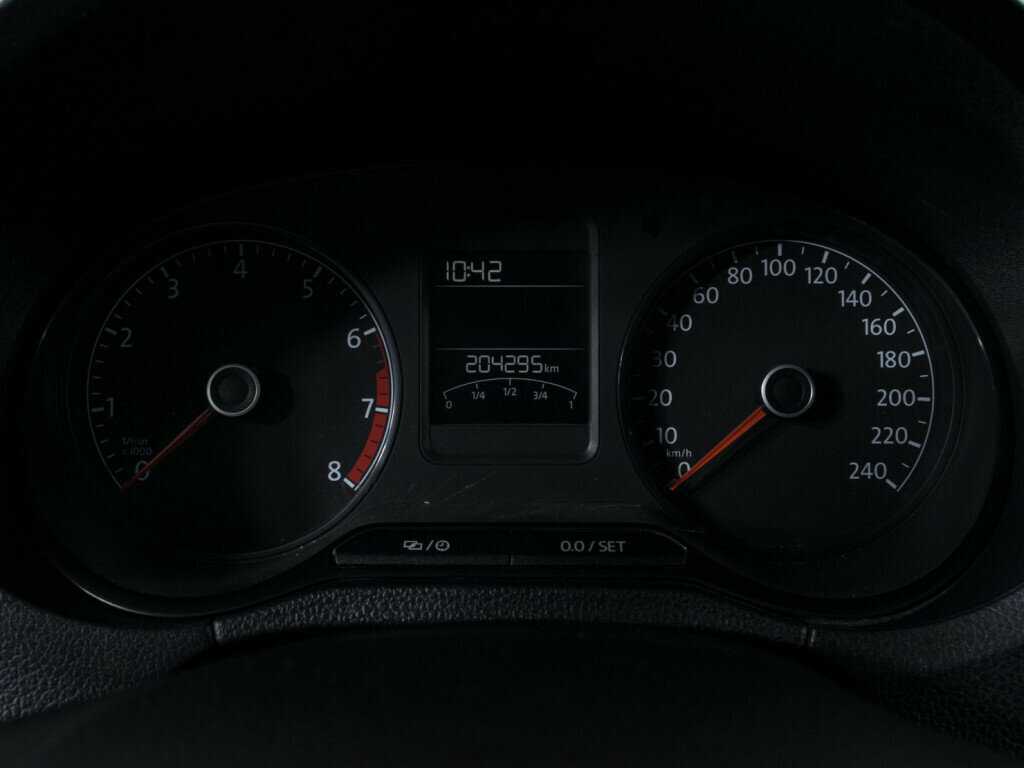 Volkswagen Polo с пробегом — 2019 год. Фото: #10