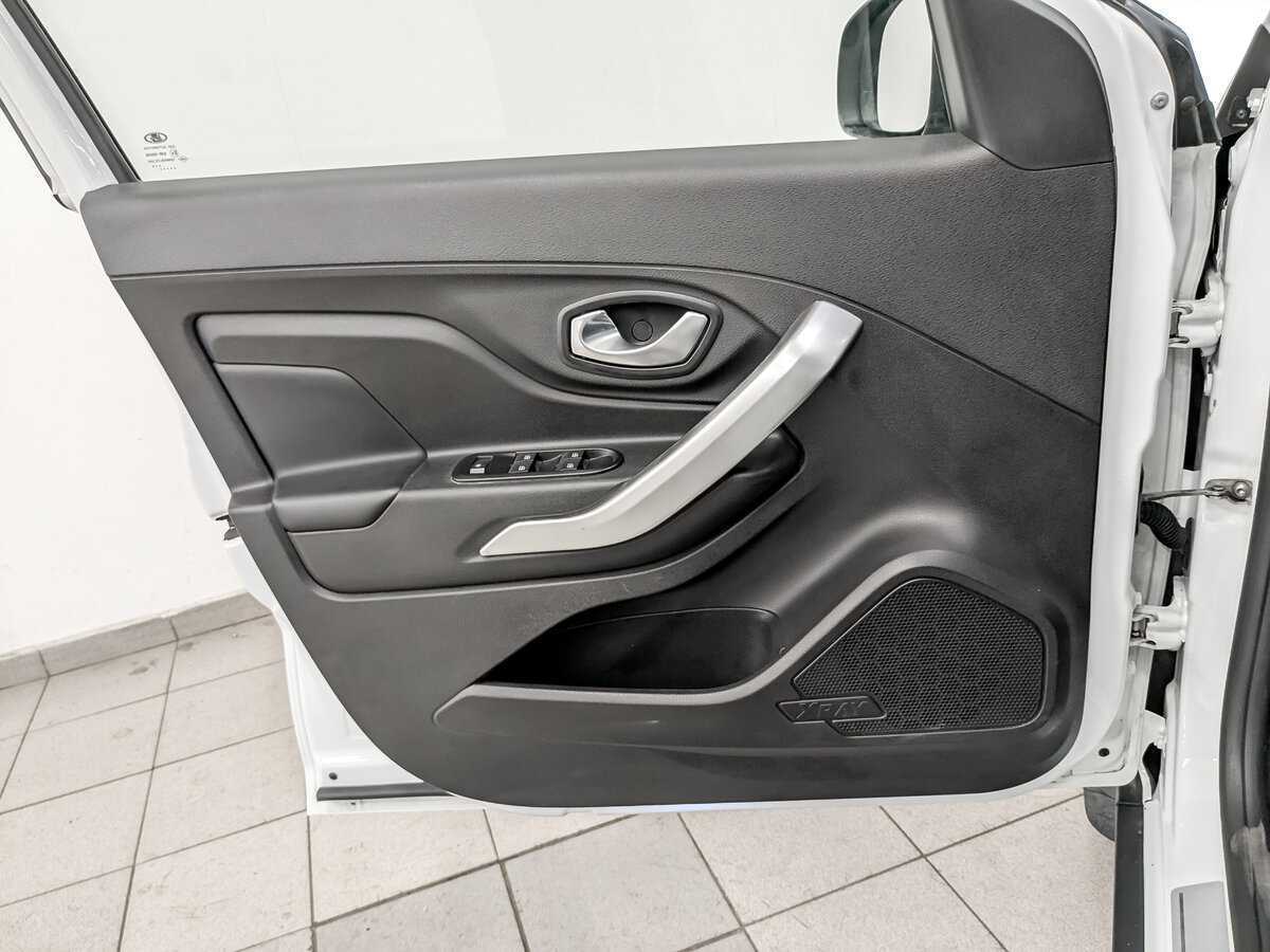 Lada (ВАЗ) XRAY с пробегом — 2019 год. Фото: #16