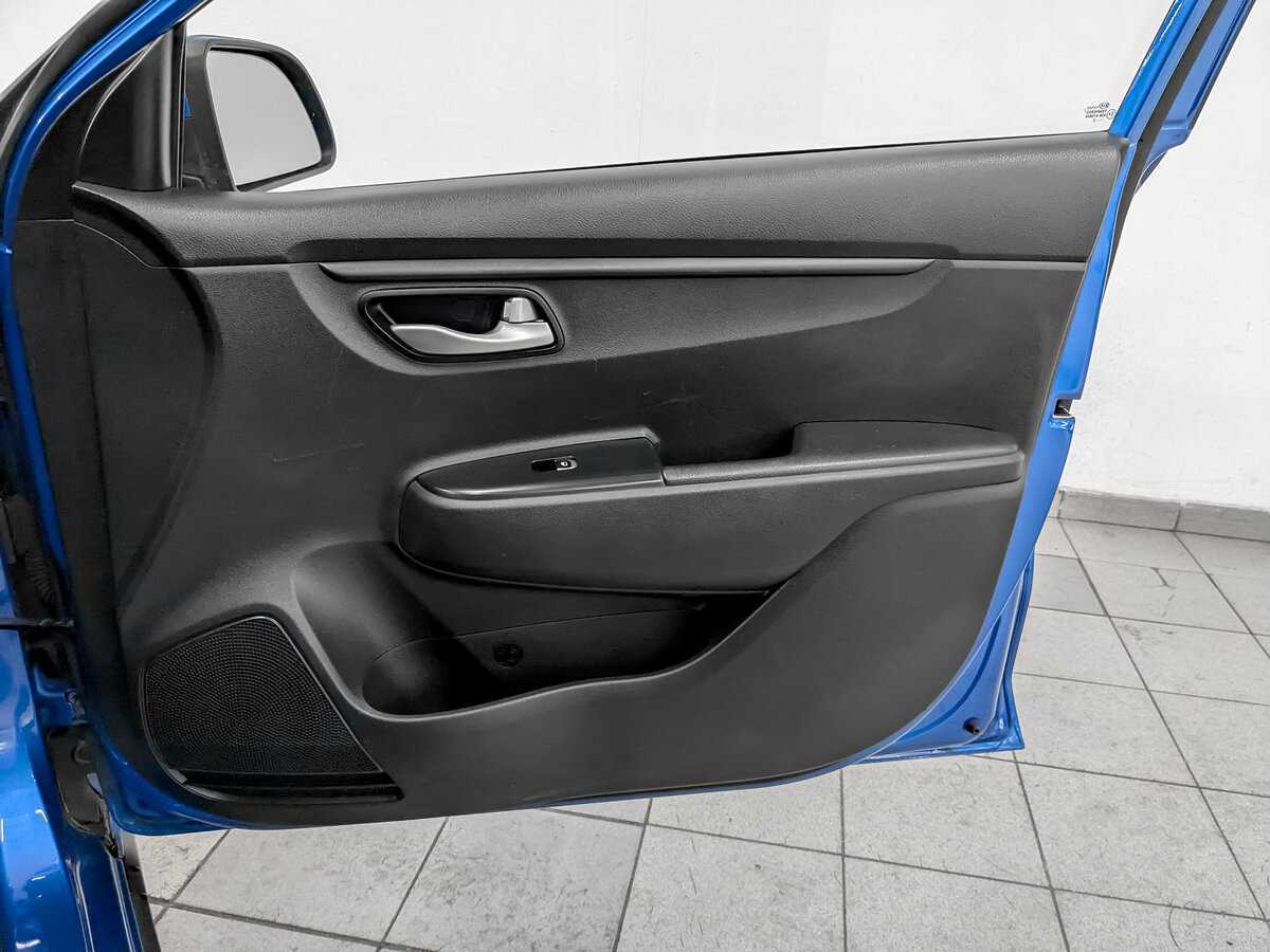 Kia Rio с пробегом — 2020 год. Фото: #23