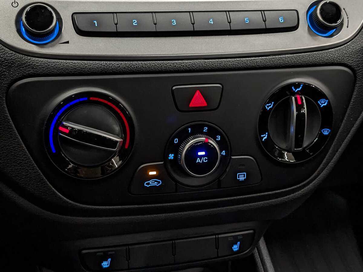 Hyundai Solaris с пробегом — 2021 год. Фото: #18