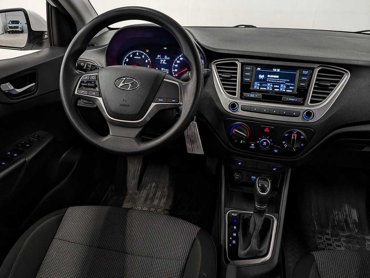 Hyundai Solaris с пробегом — 2021 год. Фото: #23