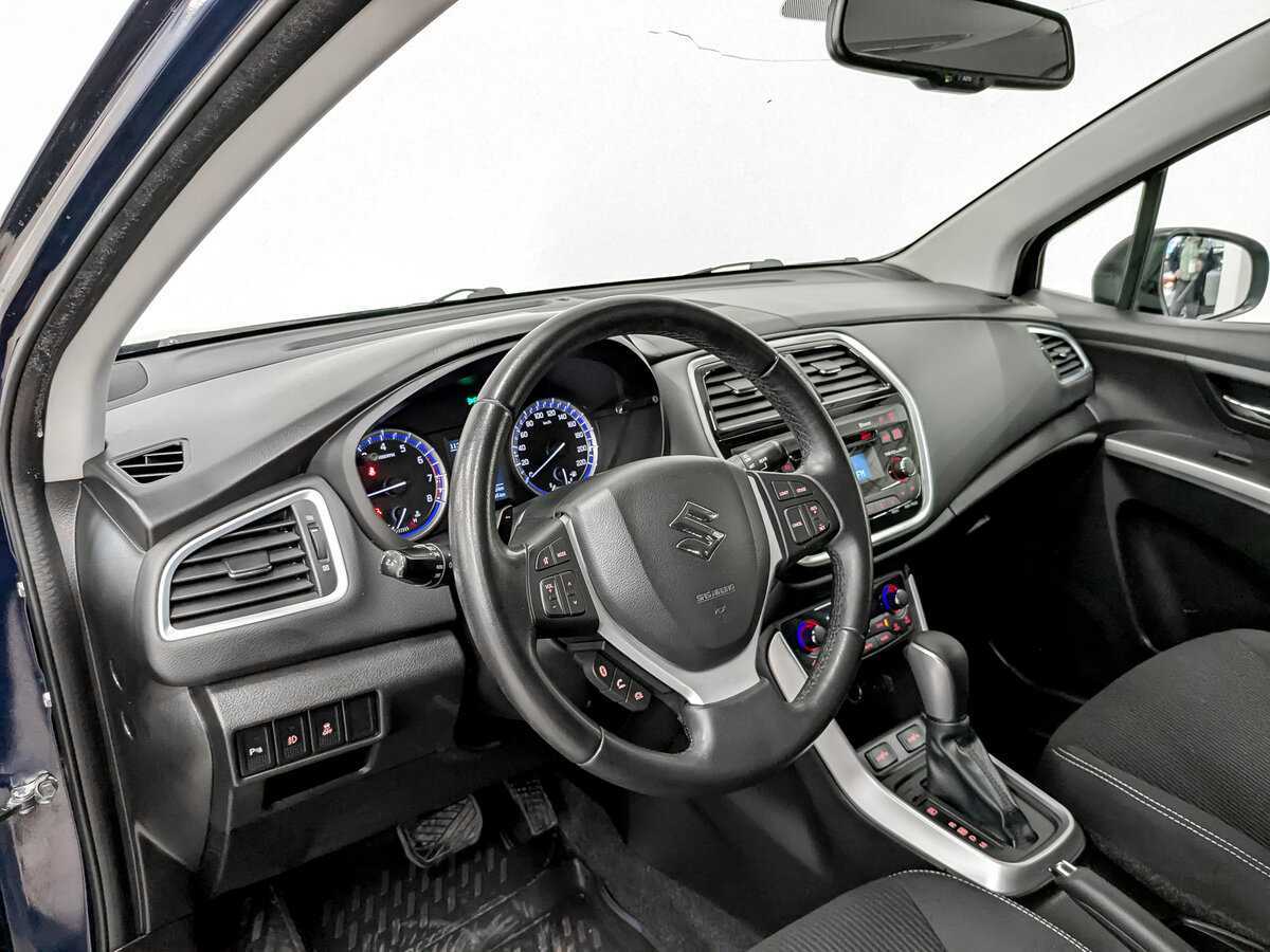 Suzuki SX4 с пробегом — 2017 год. Фото: #15