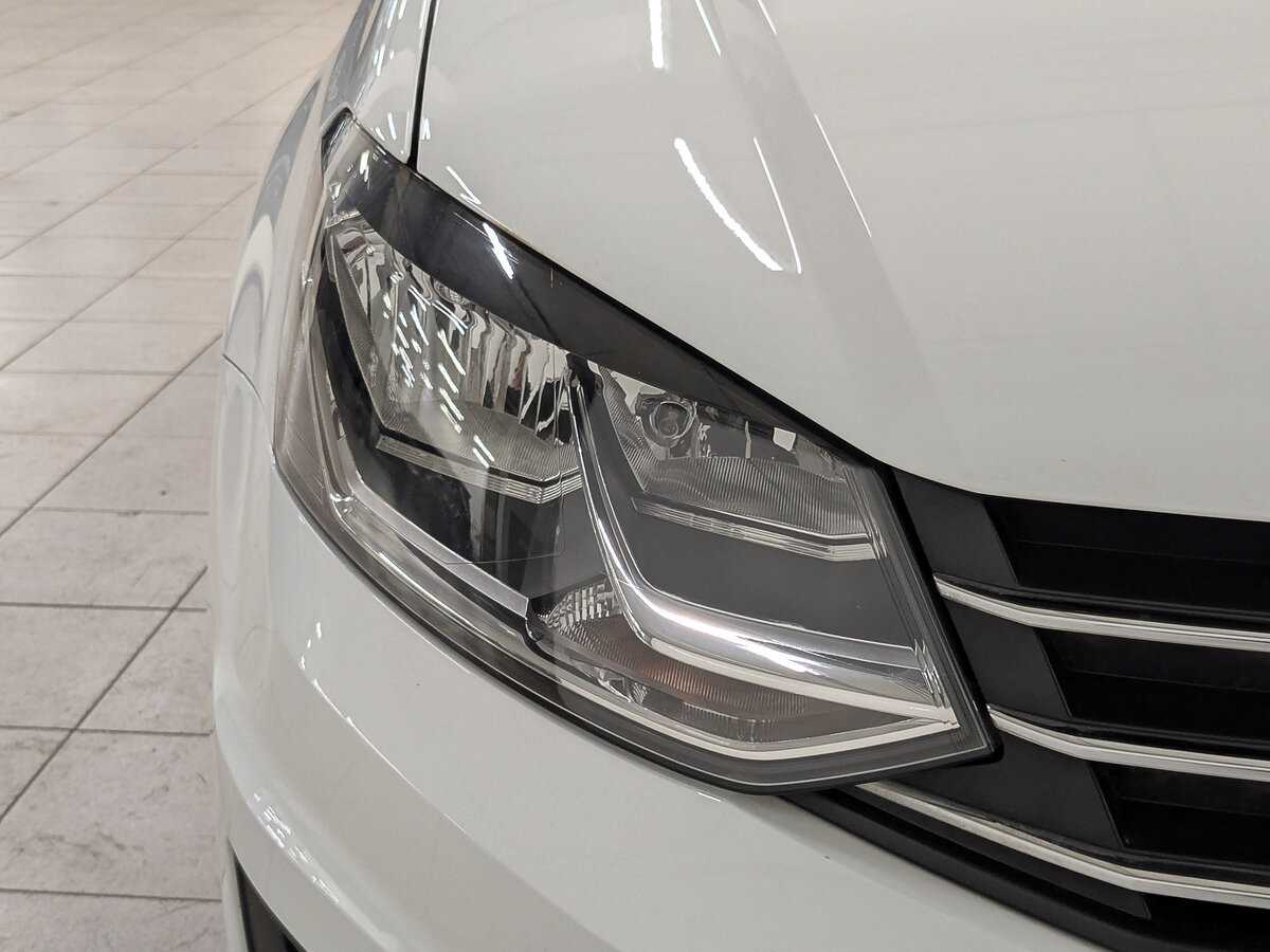 Volkswagen Polo с пробегом — 2018 год. Фото: #10