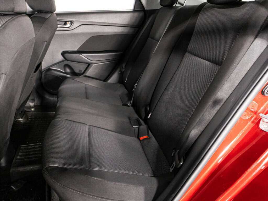 Hyundai Solaris с пробегом — 2019 год. Фото: #9