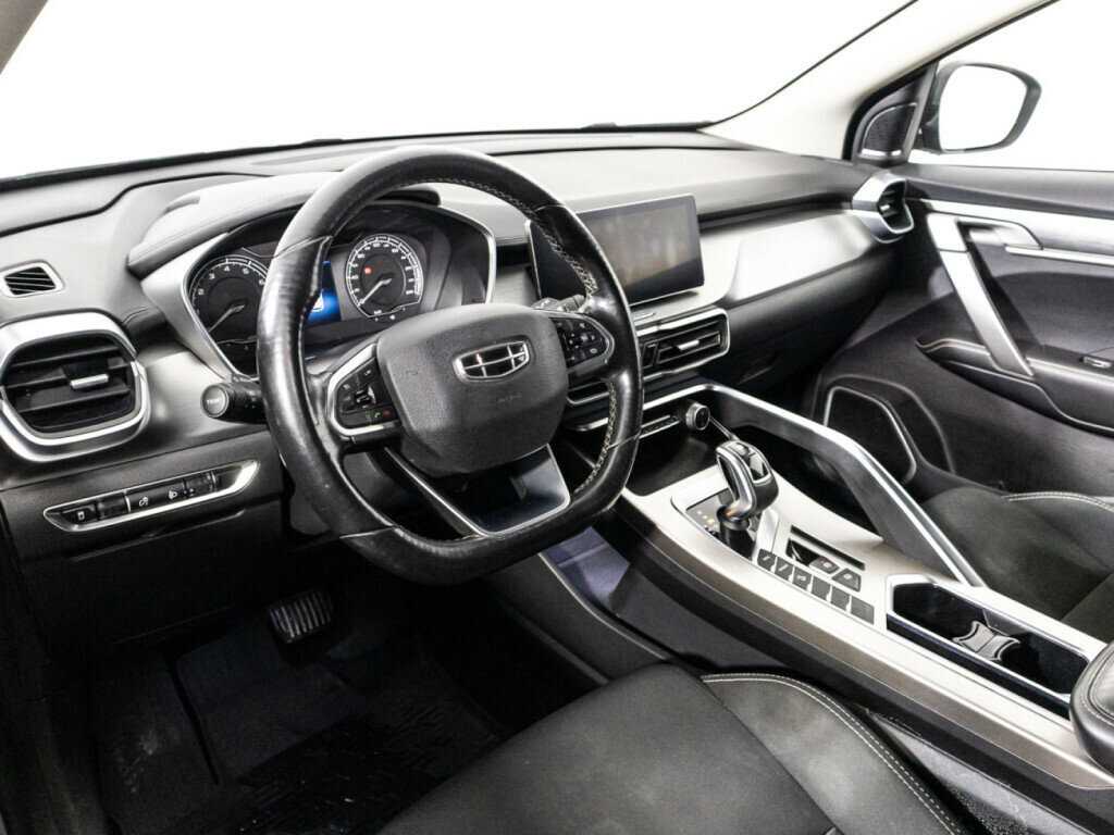 Geely Coolray с пробегом — 2021 год. Фото: #10