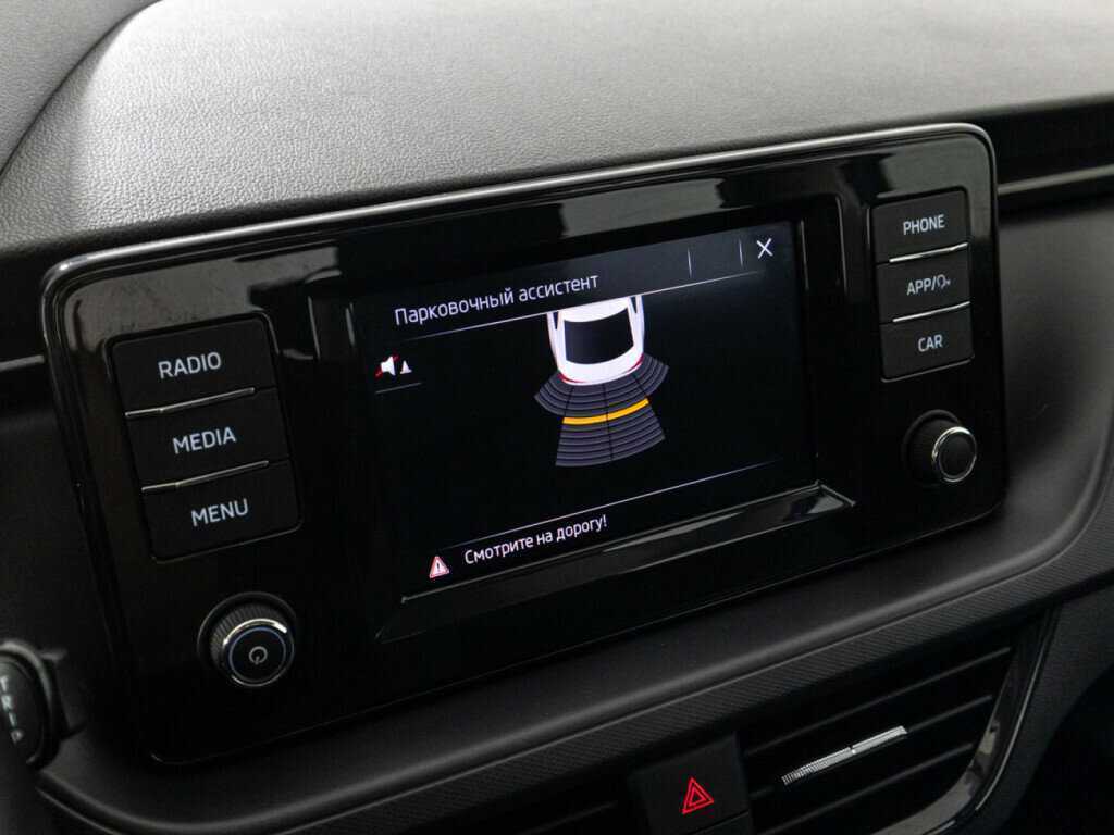 Skoda Rapid с пробегом — 2021 год. Фото: #15