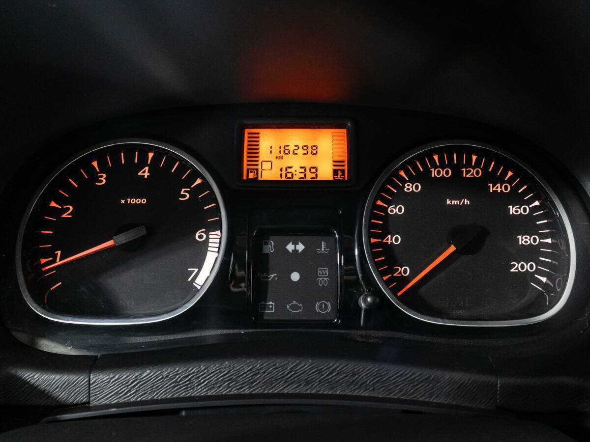 Renault Duster с пробегом — 2013 год. Фото: #11