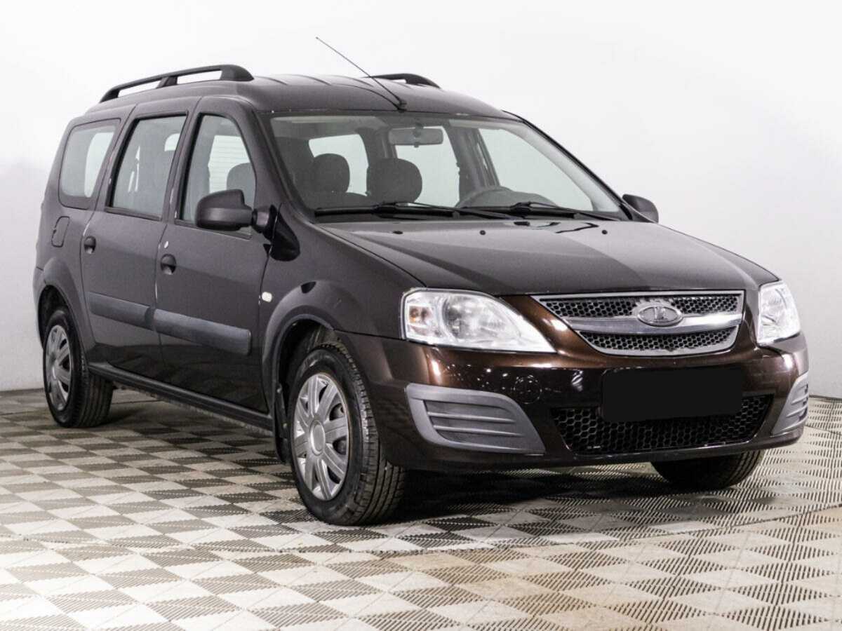 Lada (ВАЗ) Largus с пробегом — 2016 год. Фото: #2