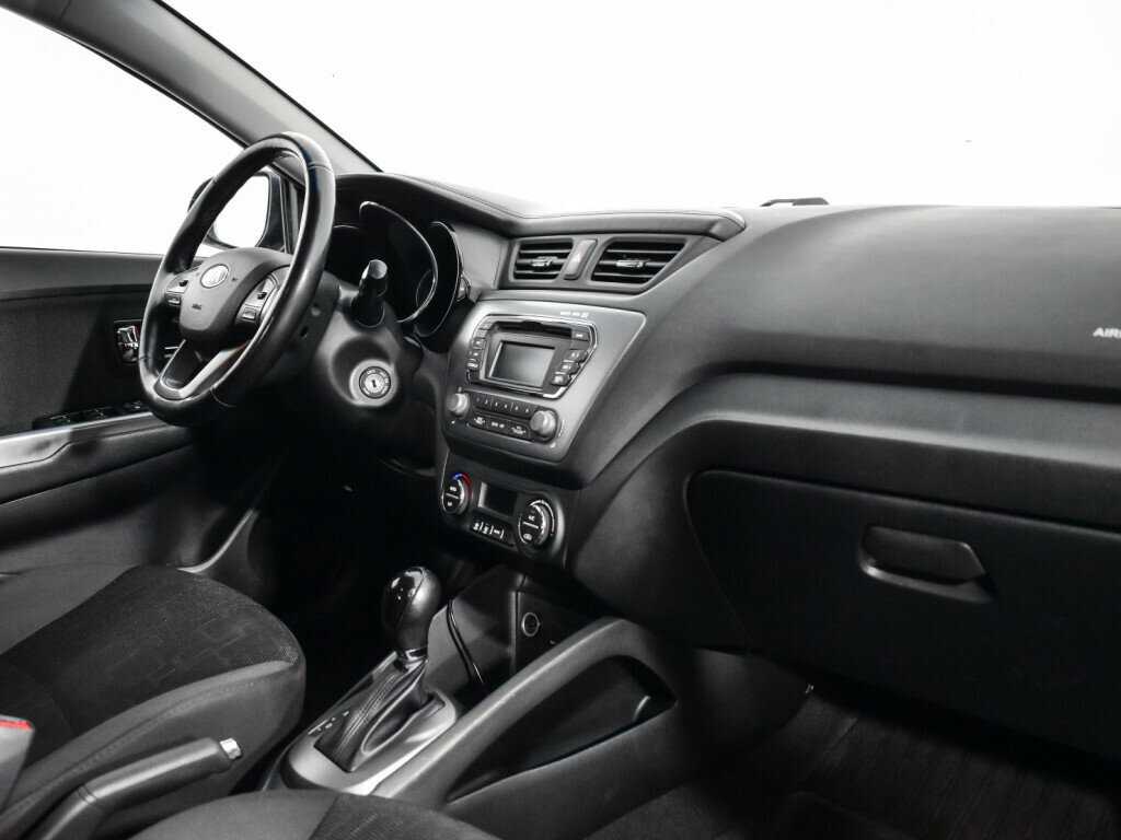 Kia Rio с пробегом — 2014 год. Фото: #8