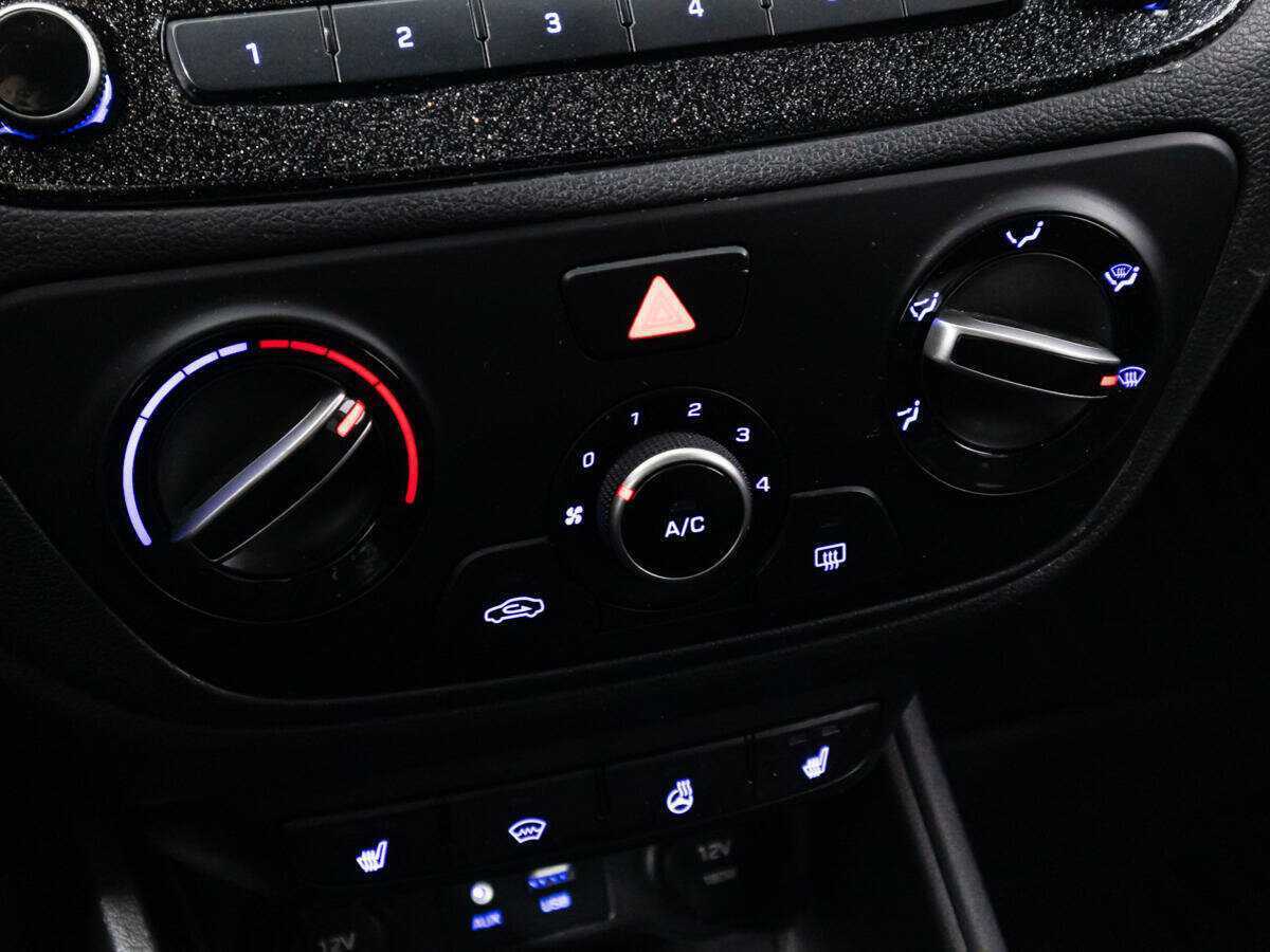 Hyundai Solaris с пробегом — 2018 год. Фото: #15