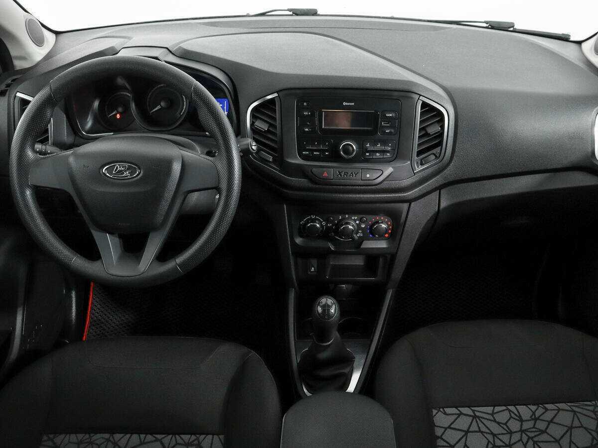 Lada (ВАЗ) XRAY с пробегом — 2018 год. Фото: #8