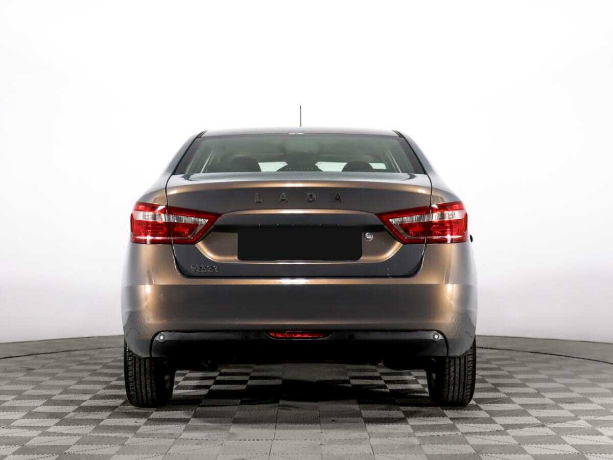 Lada (ВАЗ) Vesta с пробегом — 2016 год. Фото: #5