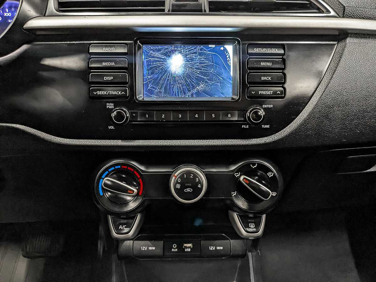 Kia Rio с пробегом — 2020 год. Фото: #15