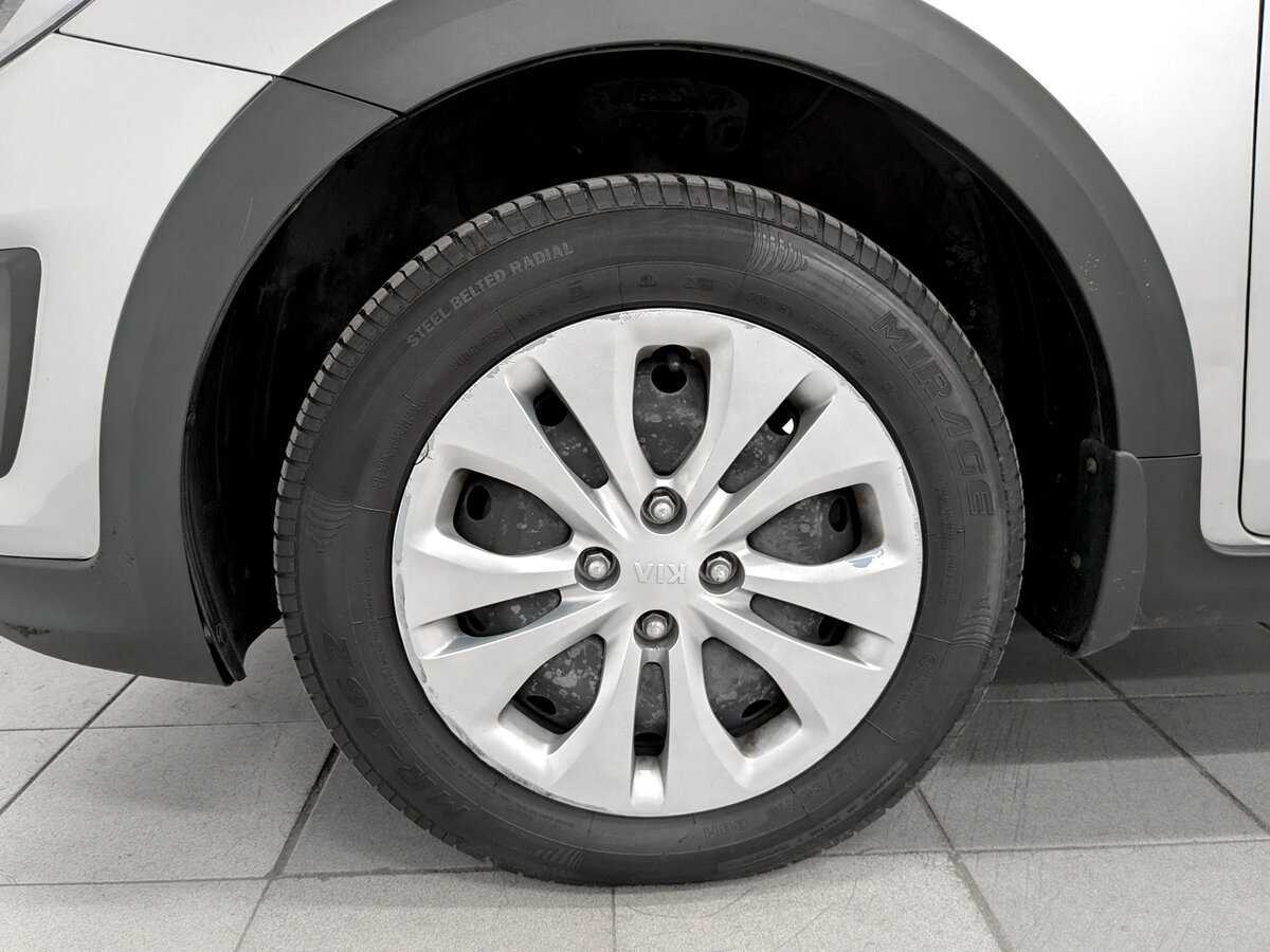 Kia Rio с пробегом — 2020 год. Фото: #17