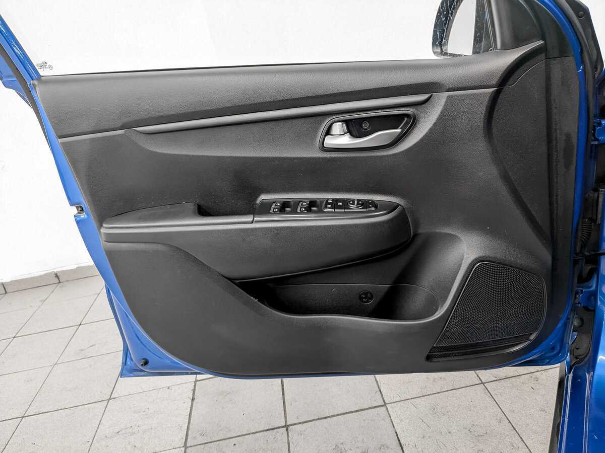 Kia Rio с пробегом — 2020 год. Фото: #18