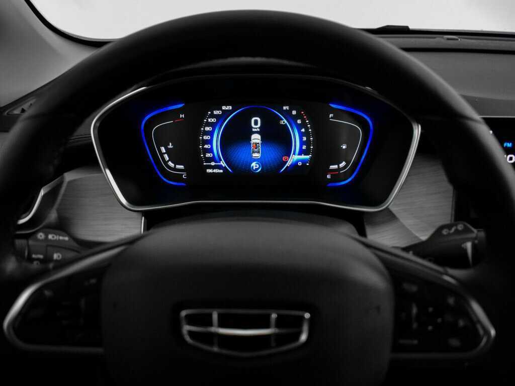 Geely Coolray с пробегом — 2022 год. Фото: #21