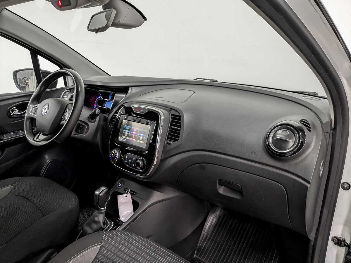 Renault Kaptur с пробегом — 2017 год. Фото: #10