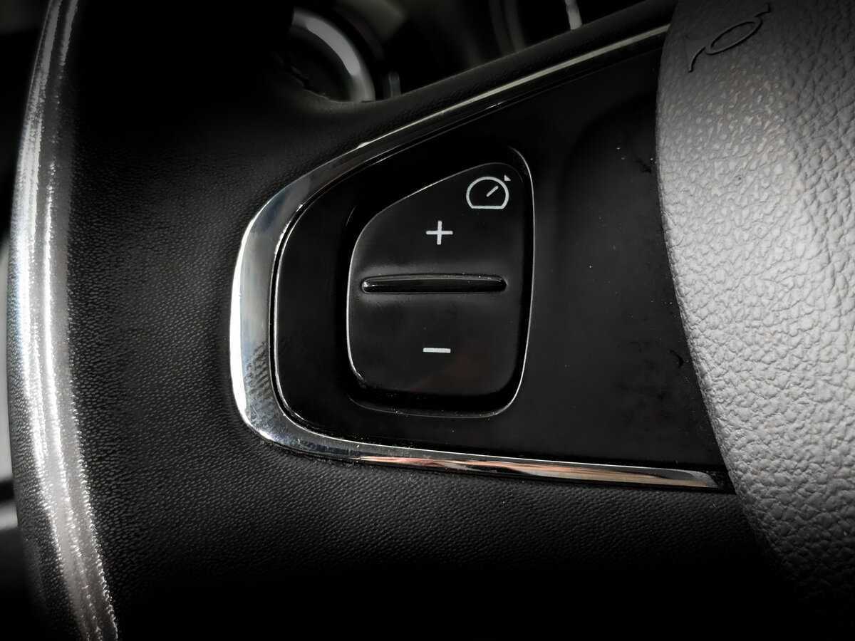 Renault Kaptur с пробегом — 2017 год. Фото: #26