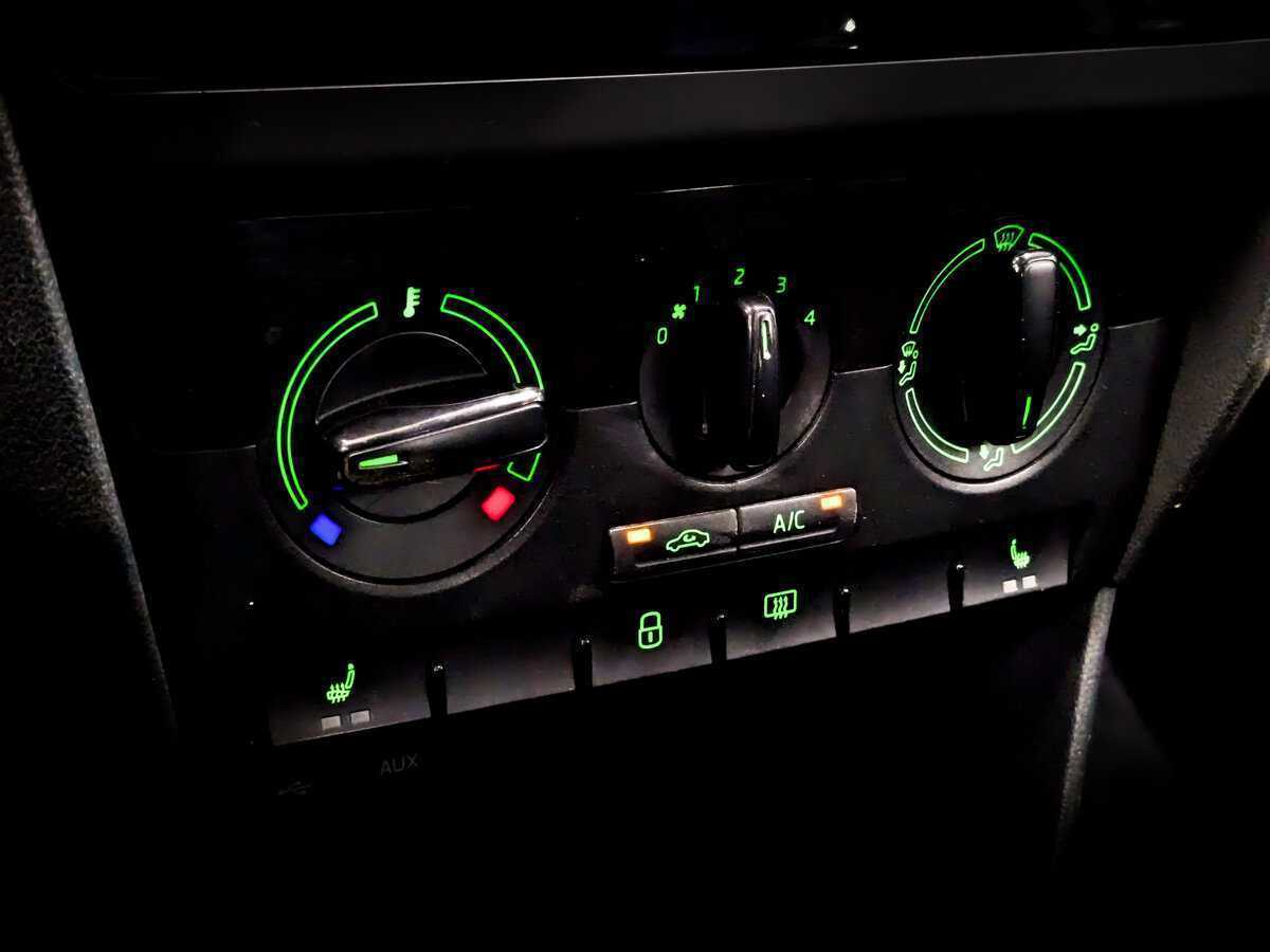 Skoda Rapid с пробегом — 2017 год. Фото: #24